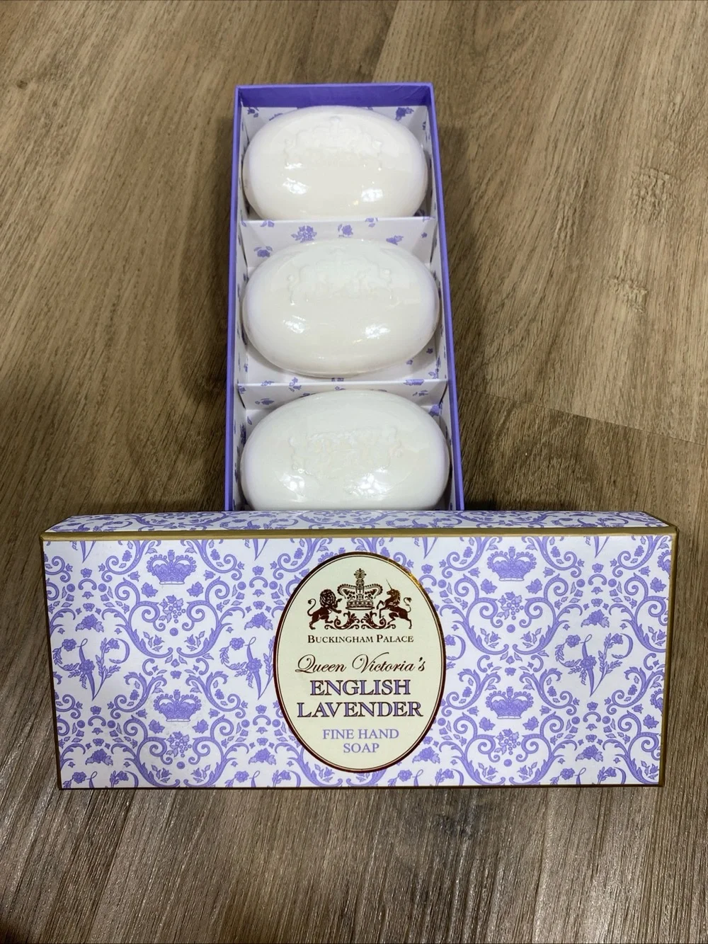 Queen Victoria's English Lavender Fine Hand Soap - White (3-Pack)